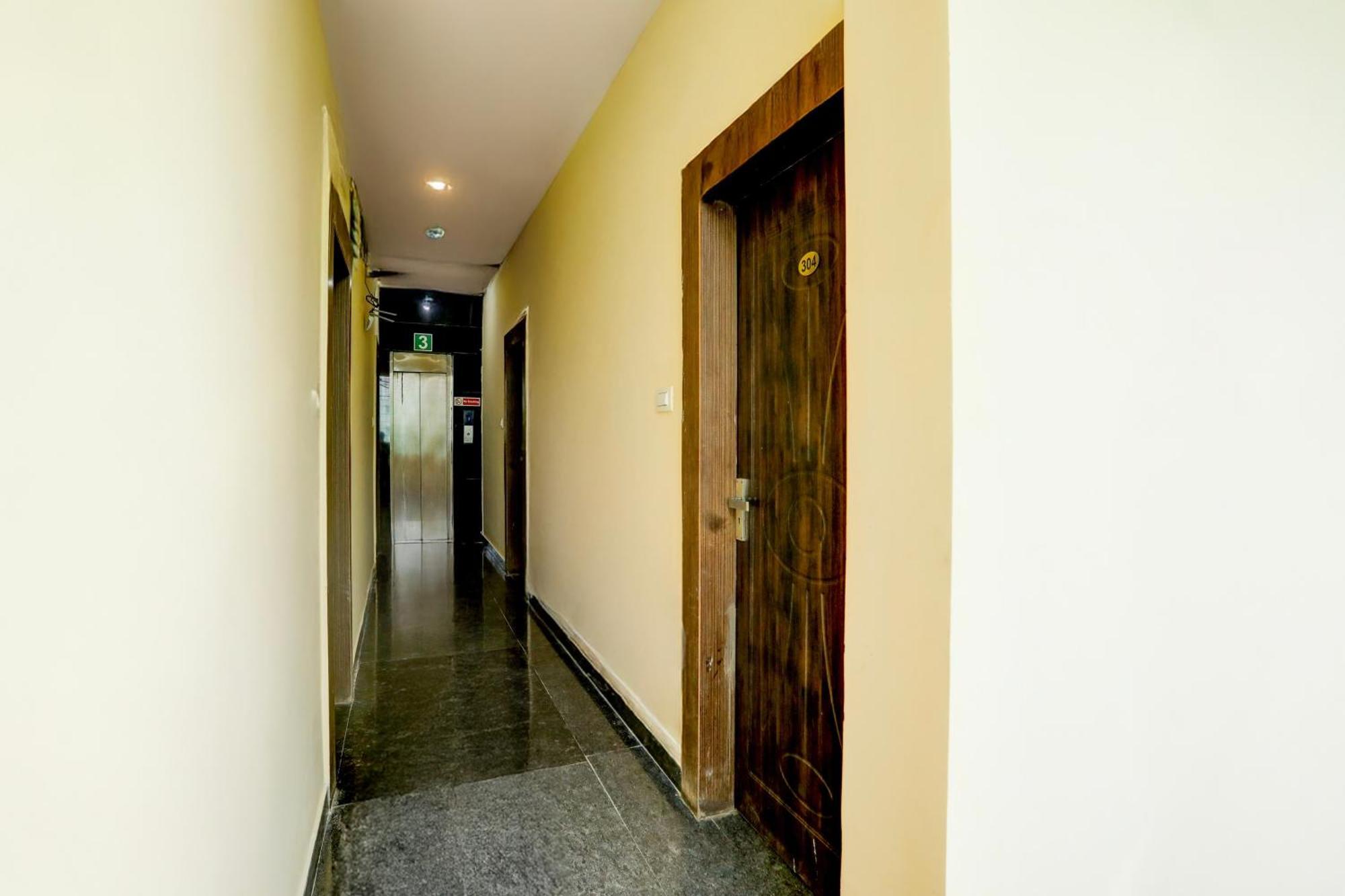 Hotel Collection O Kengeri Bus Terminal Formerly Golden Keys Bangalore