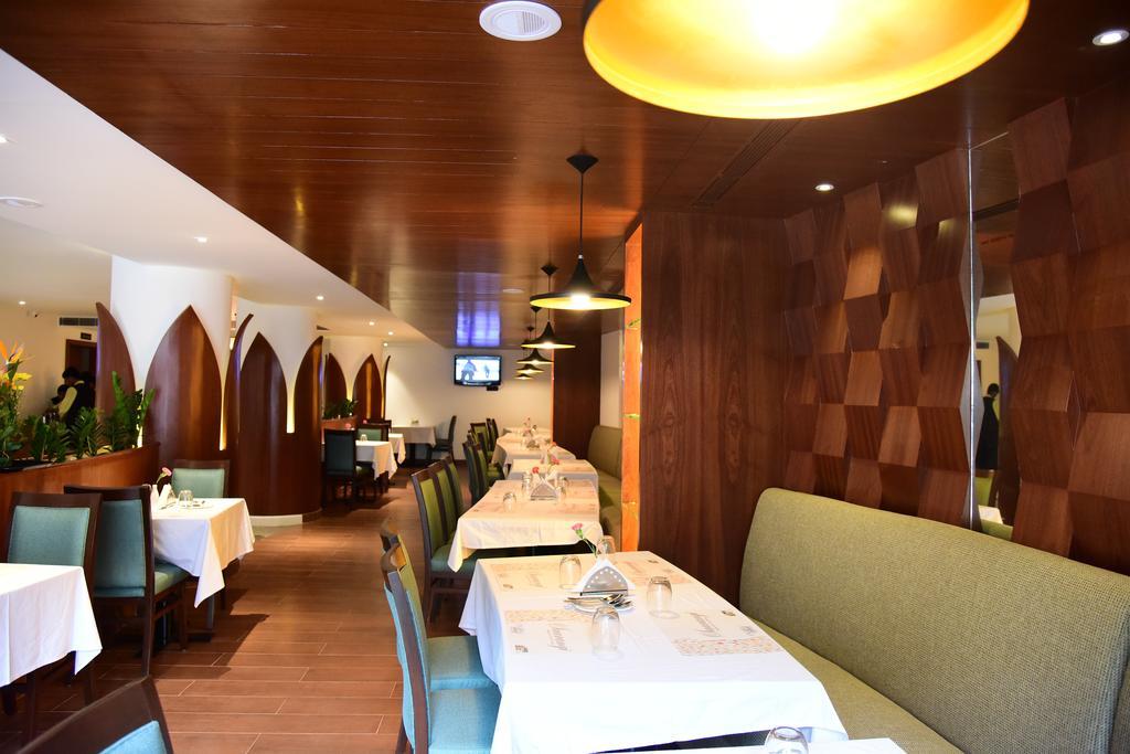 Hotel The Royal Comfort Bangalore