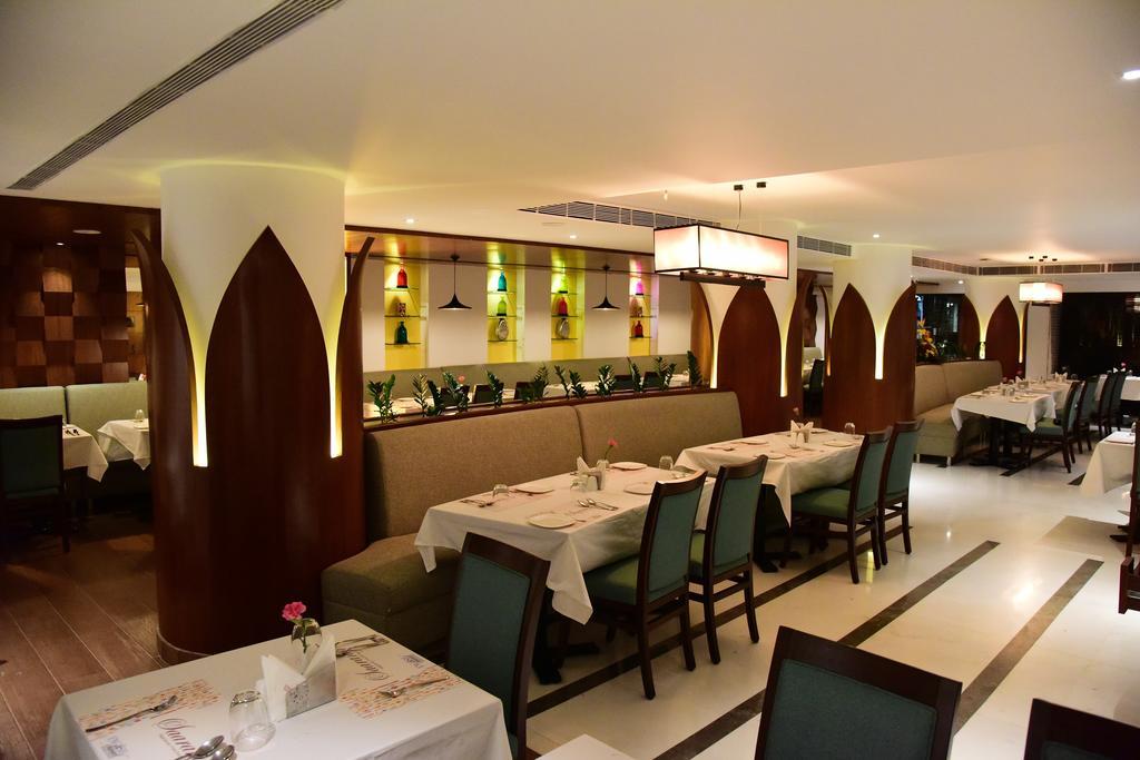 Hotel The Royal Comfort Bangalore