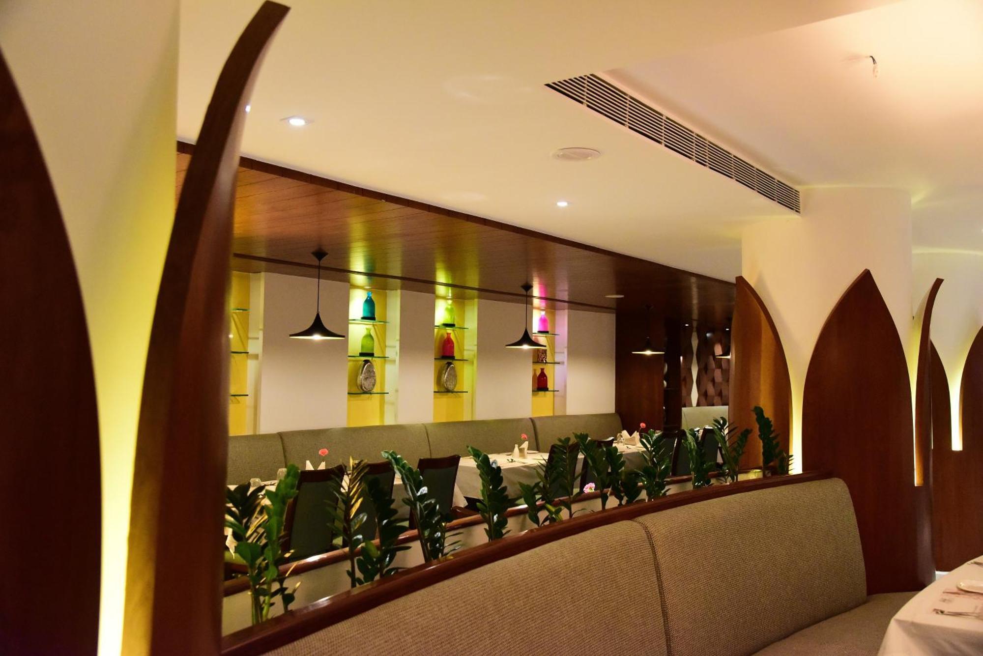 The Royal Comfort Hotel 3*