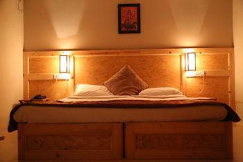 Hotel Oyo Indiranagar 100 Ft Road 3*