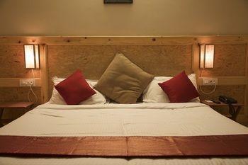 Oyo Indiranagar 100 Ft Road 3* Bangalore