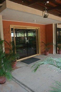 Hotel Oyo Indiranagar 100 Ft Road Bangalore