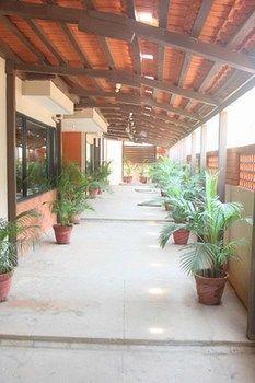 Hotel Oyo Indiranagar 100 Ft Road Bangalore