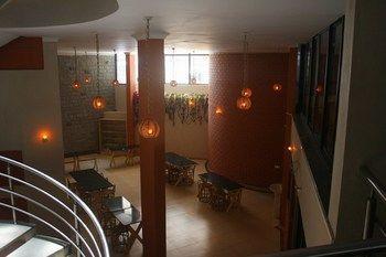 Oyo Indiranagar 100 Ft Road Hotel 3*