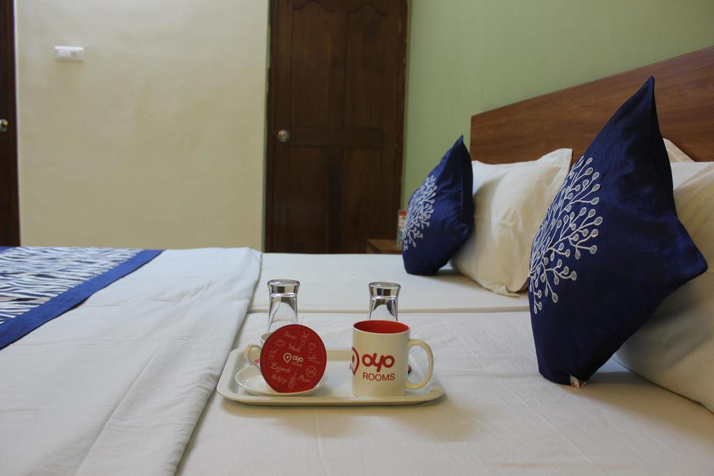 Oyo Apartments Shanthi Nagar Richmond Town Hotel 3*