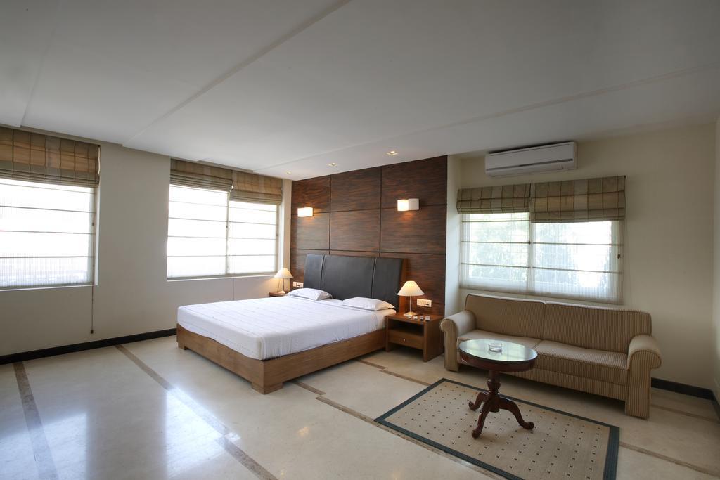 R & S Riviera Bangalore