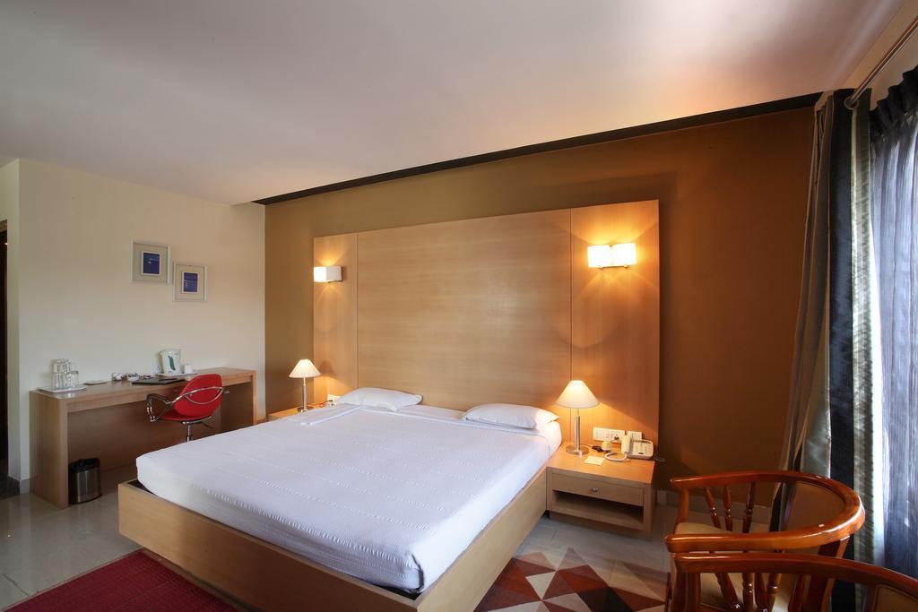Apartment R & S Riviera Bangalore
