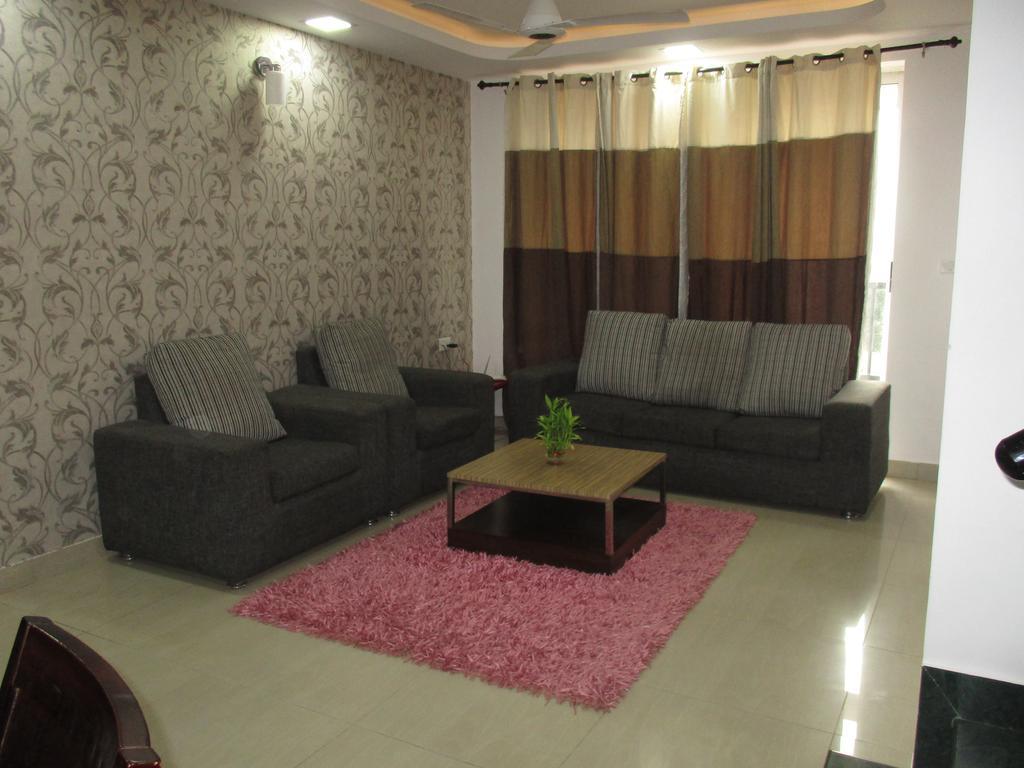 Apartment R & S Riviera Bangalore