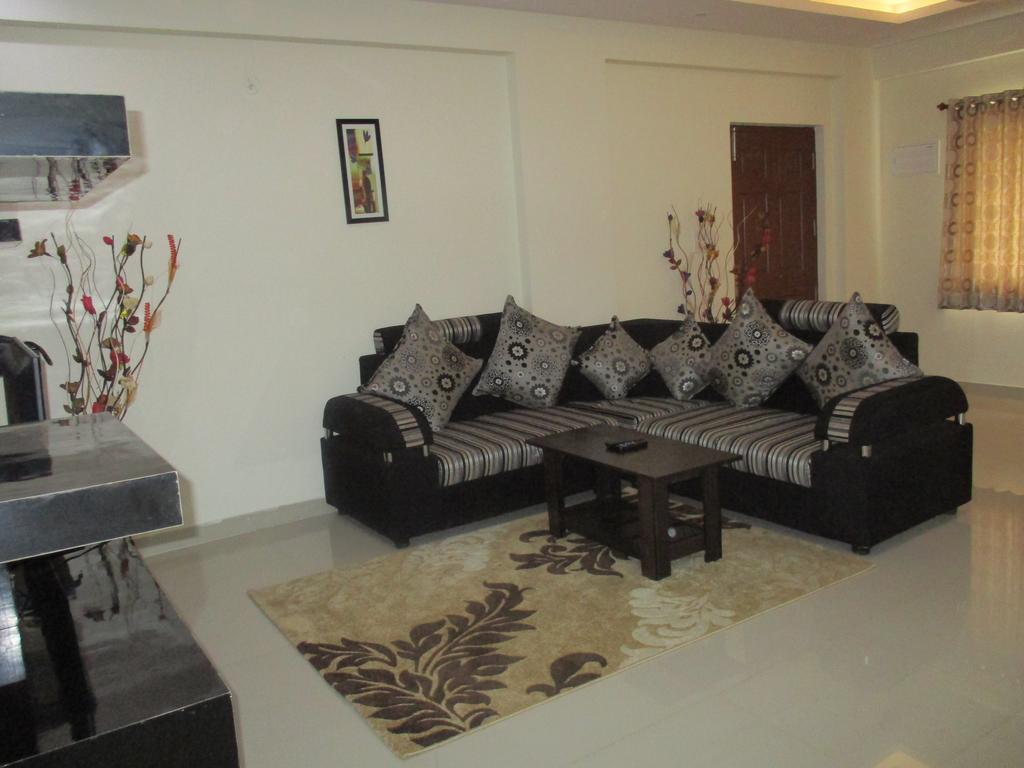 Apartment R & S Riviera Bangalore