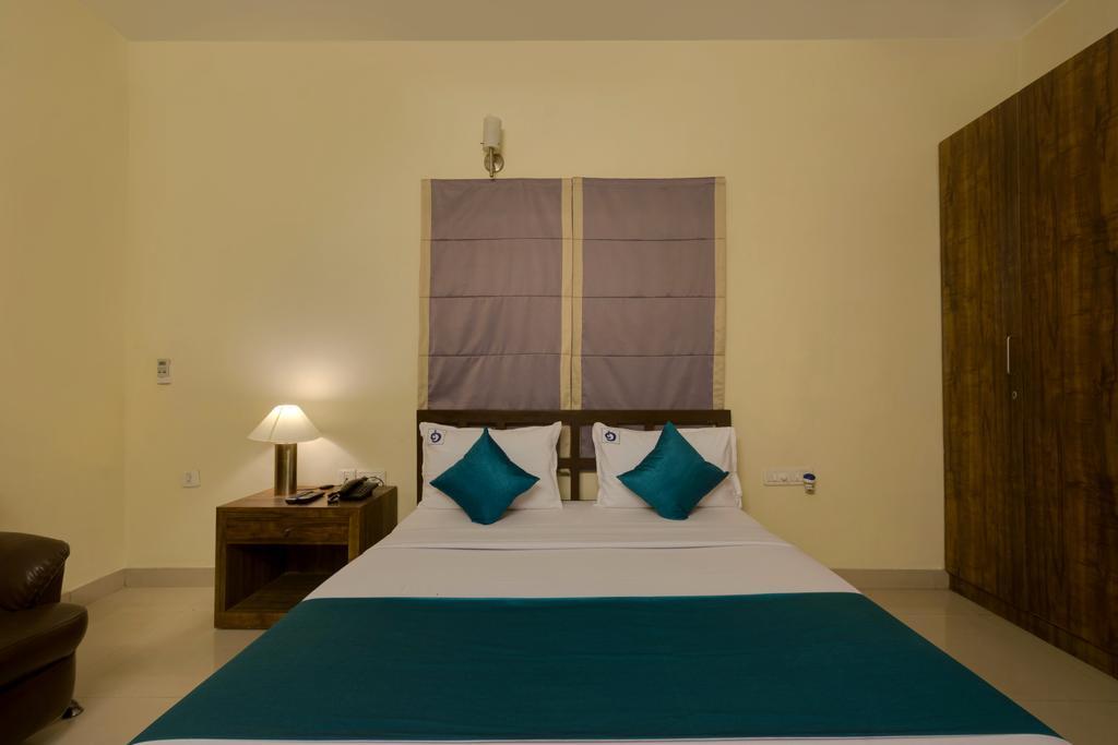 Zo Ulsoor Lake Indiranagar Hotel Bangalore