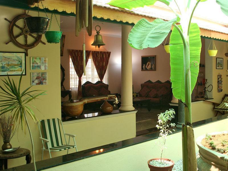 Carmel Homestay * Bangalore
