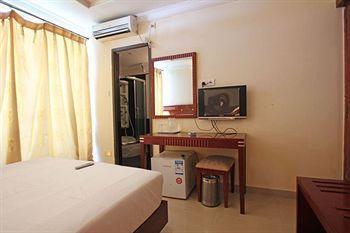 Fabhotel Barons Jayanagar Bangalore