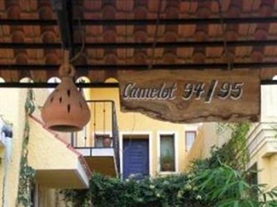 Bed & Breakfast Camelot 3*