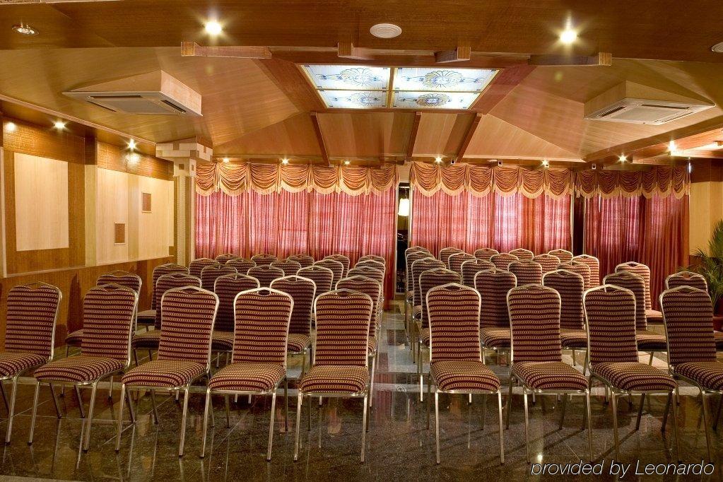 The Royal Comfort Hotel