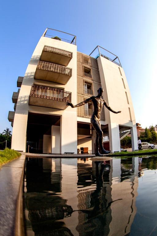 & Whitefield Hotel 4*