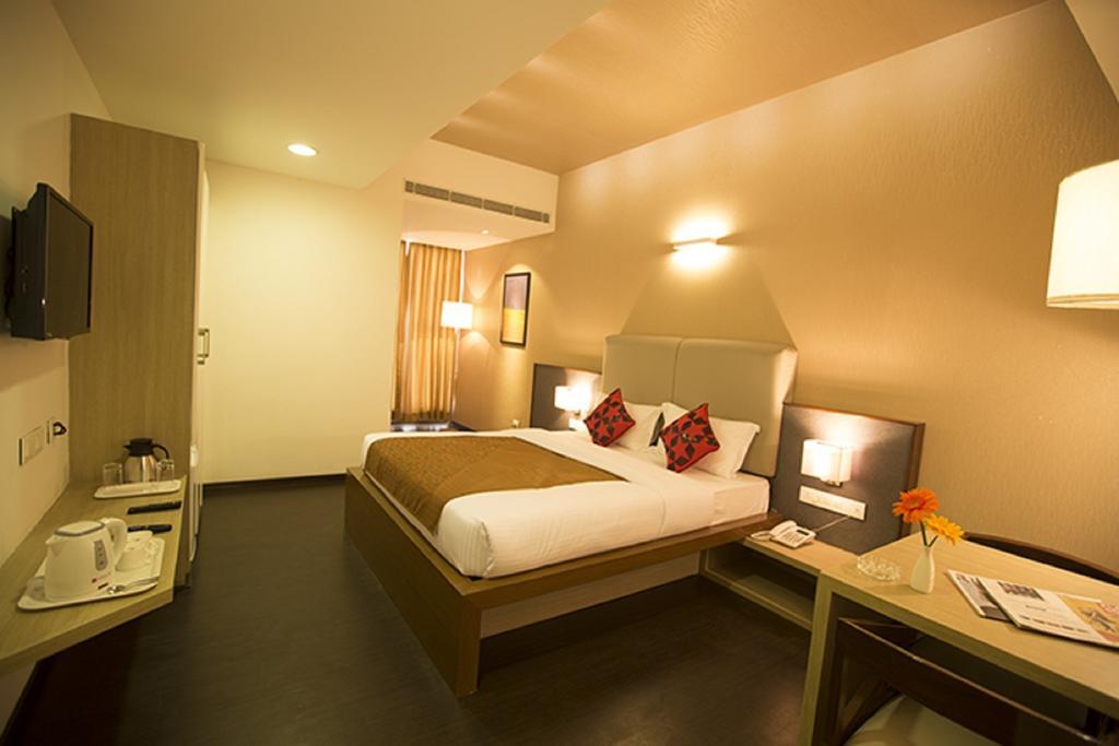 Vinaya Royal 3*