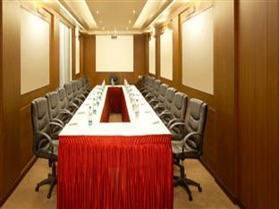 The Royale Senate , Hebbal Hotel