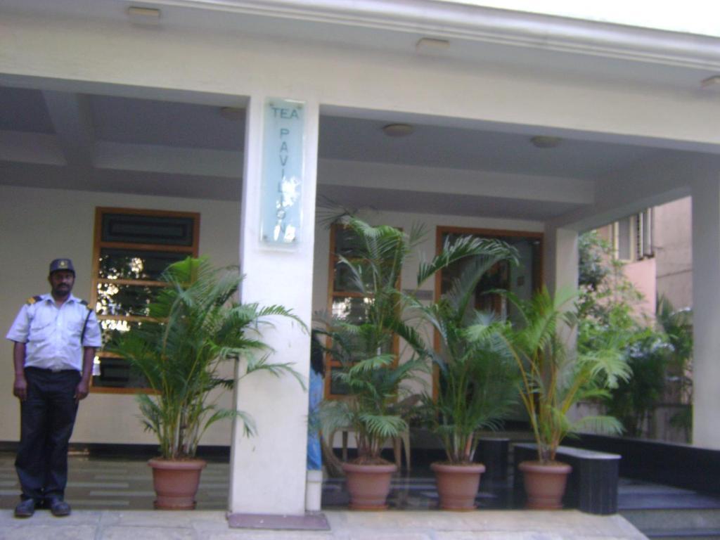 Compact Tea Pavillion Apartment