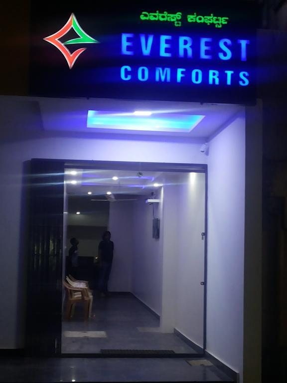 Hotel Everest Comforts