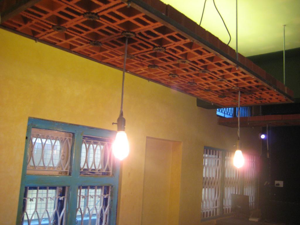 Hostel Electric Cats Bed & Breakfast Bangalore
