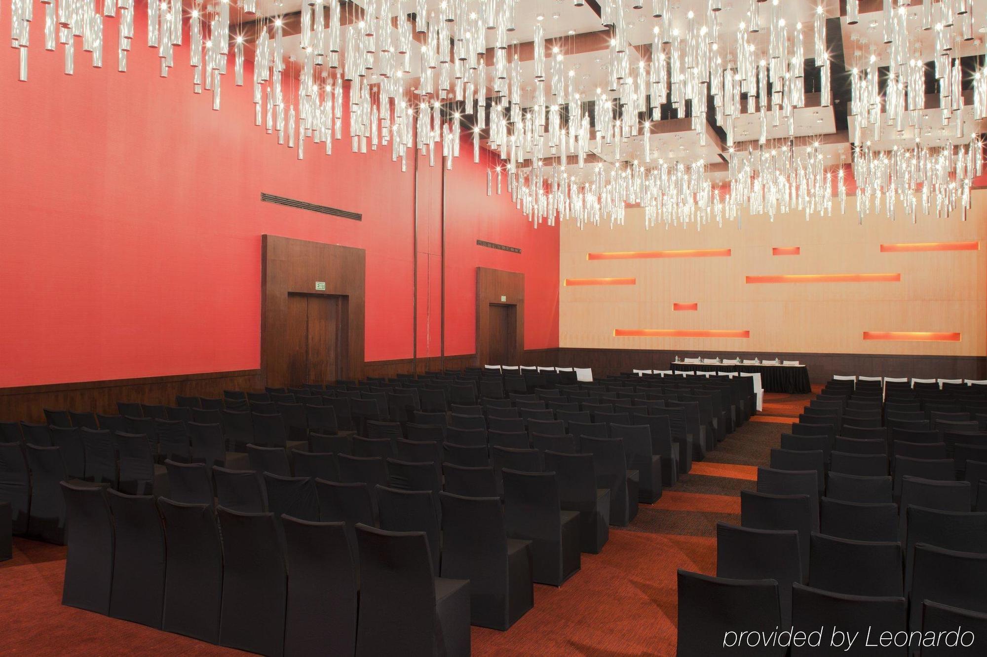 The Oterra Hotel 5*