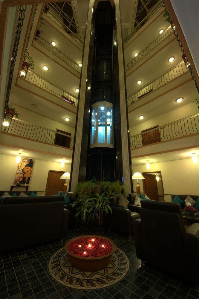 Hm & Aparthotel