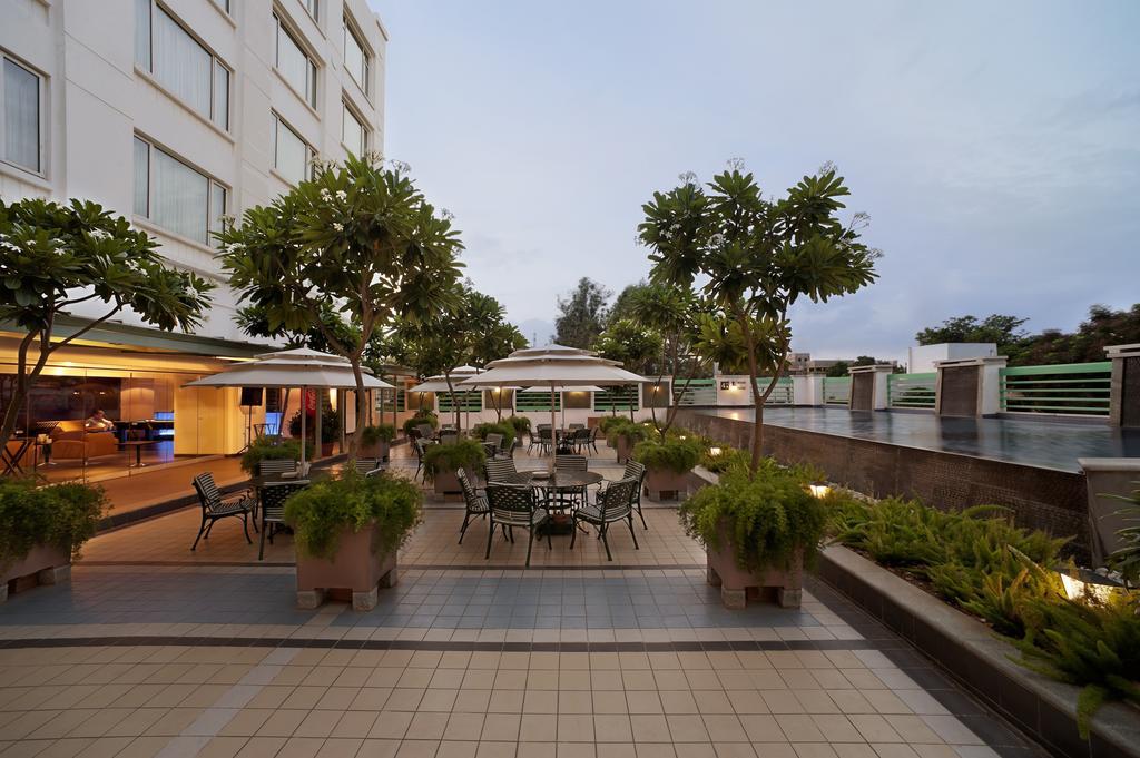 Radha Regent Electronic 4* Bangalore