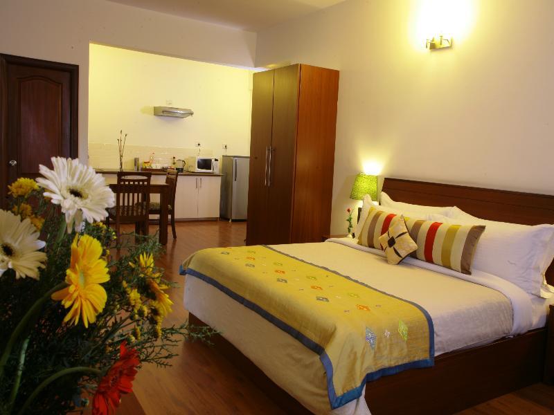 Hotel Justa Off Mg Road
