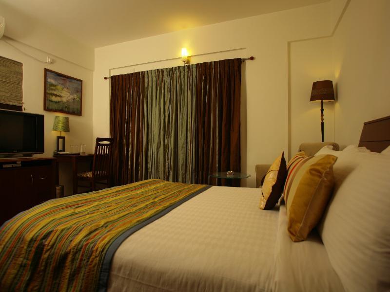 Hotel Justa Off Mg Road 4*