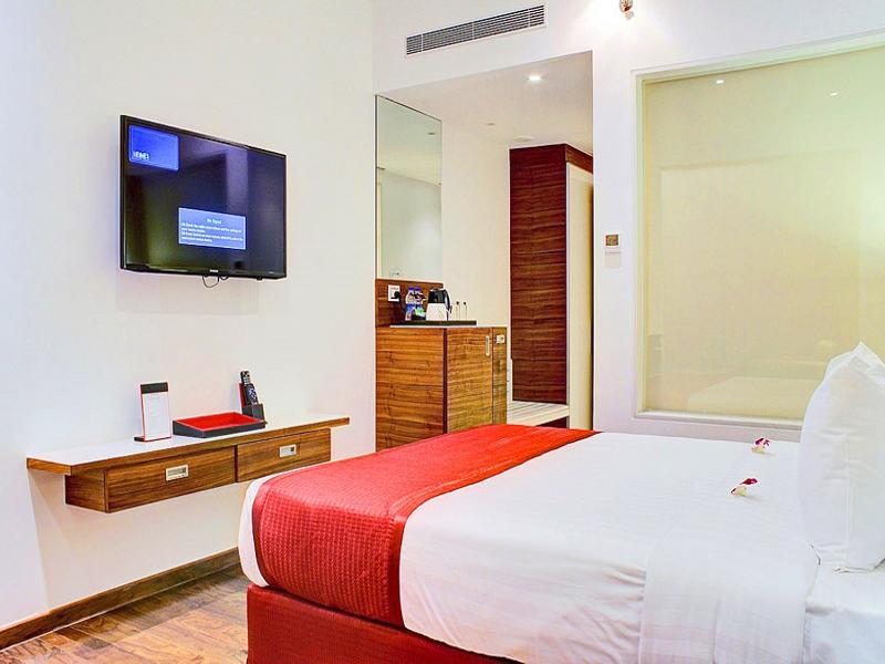 Hotel Ramada Encore Domlur 4*