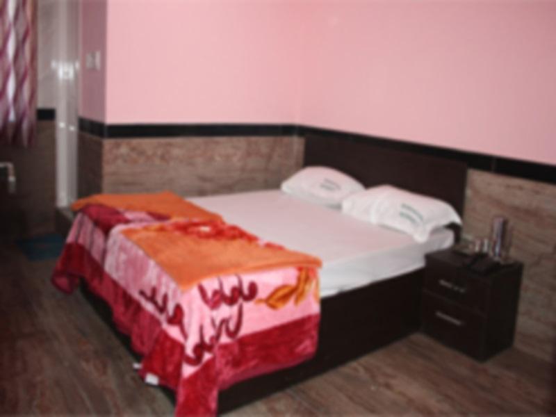 Lodge Honnagiri Residency *