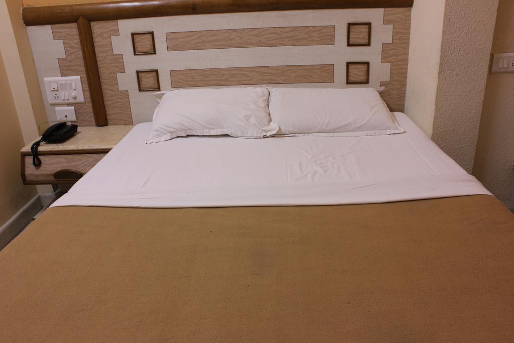 Hotel Manasa Paradise