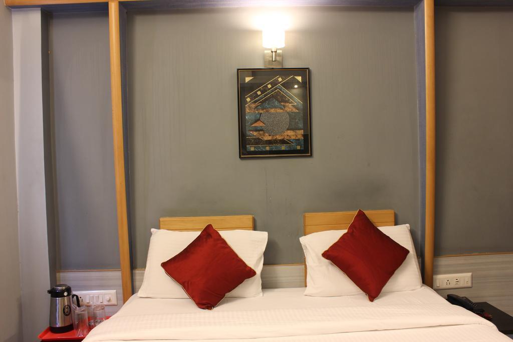 Hotel Manasa Paradise 3*