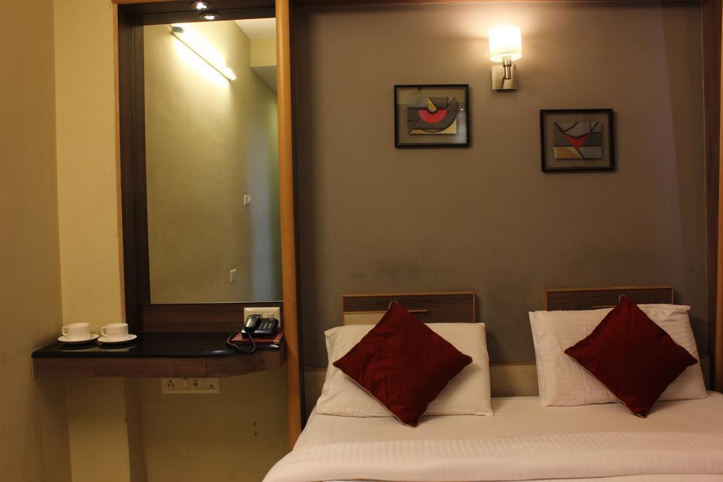 Hotel Manasa Paradise Bangalore