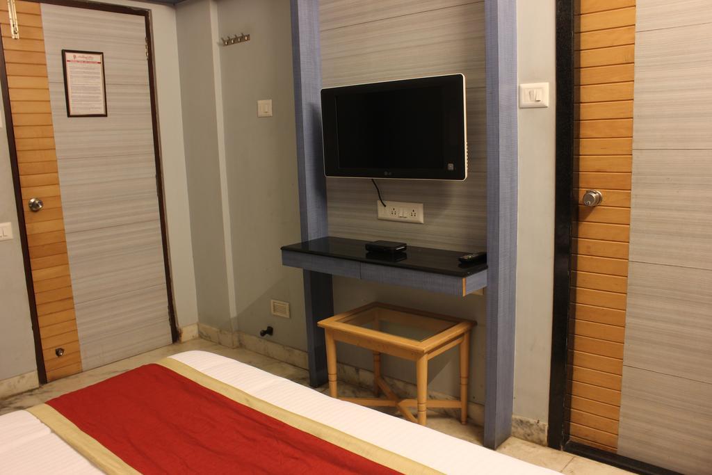 Hotel Manasa Paradise
