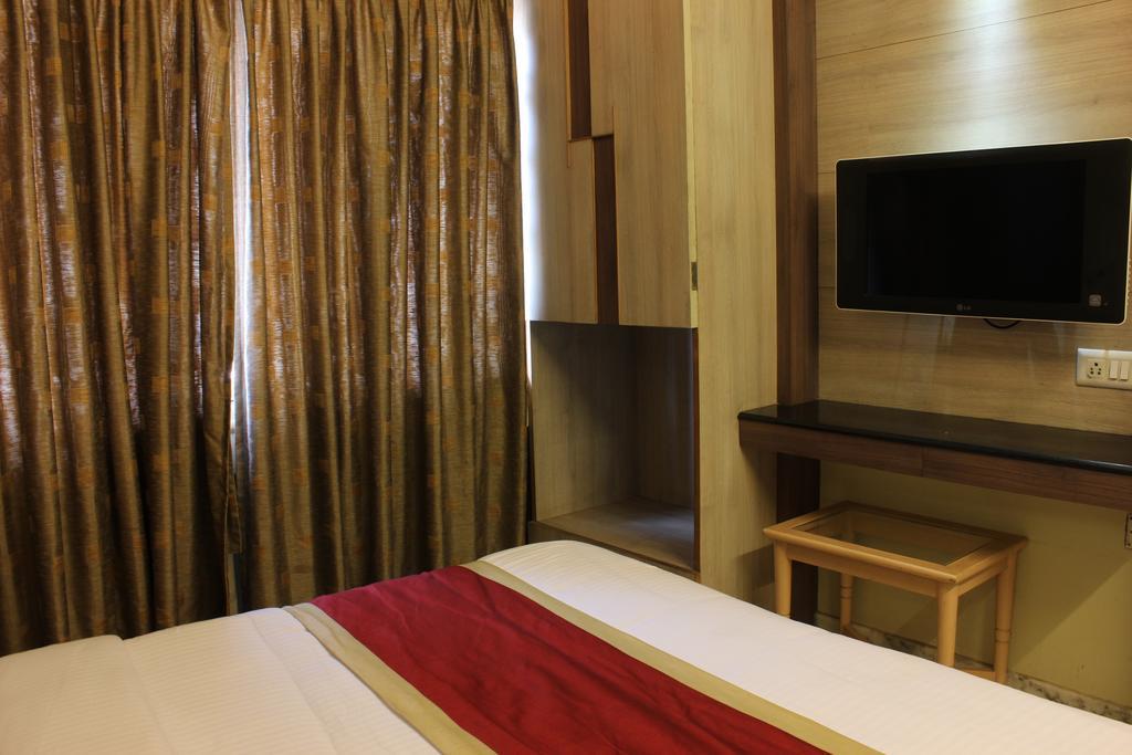 Hotel Manasa Paradise Bangalore