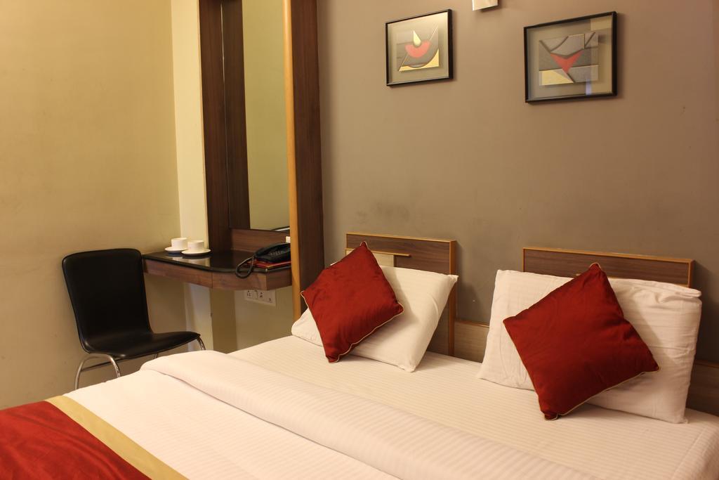 Hotel Manasa Paradise 3*