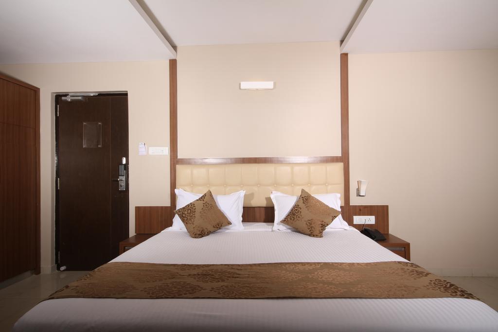 Hotel Mango Hotels, Bangalore- Electronic City Bangalore