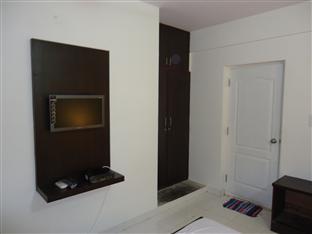 Hotel Maple Budget Bangalore