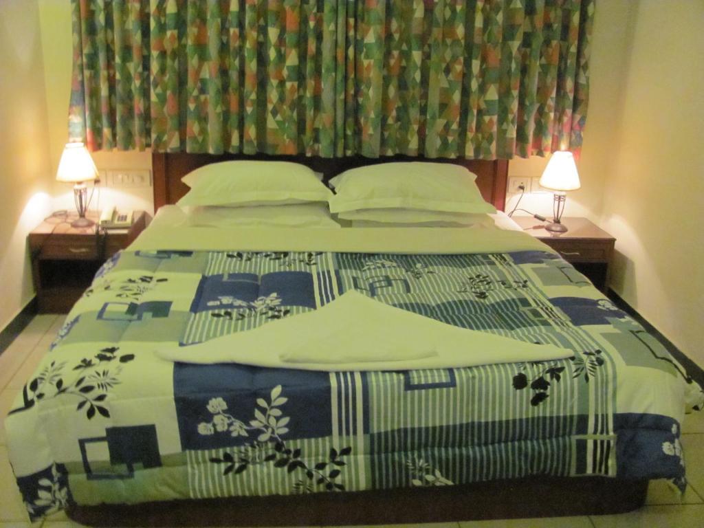 Atithi Grand Hotel