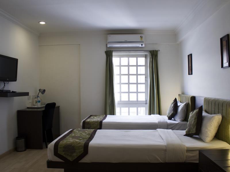 Hotel Oyo Indiranagar Double Road Bangalore
