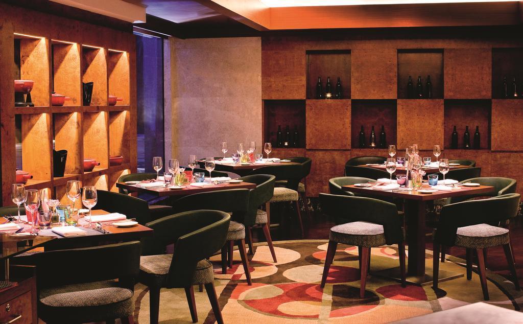 Hotel Gokulam Grand &