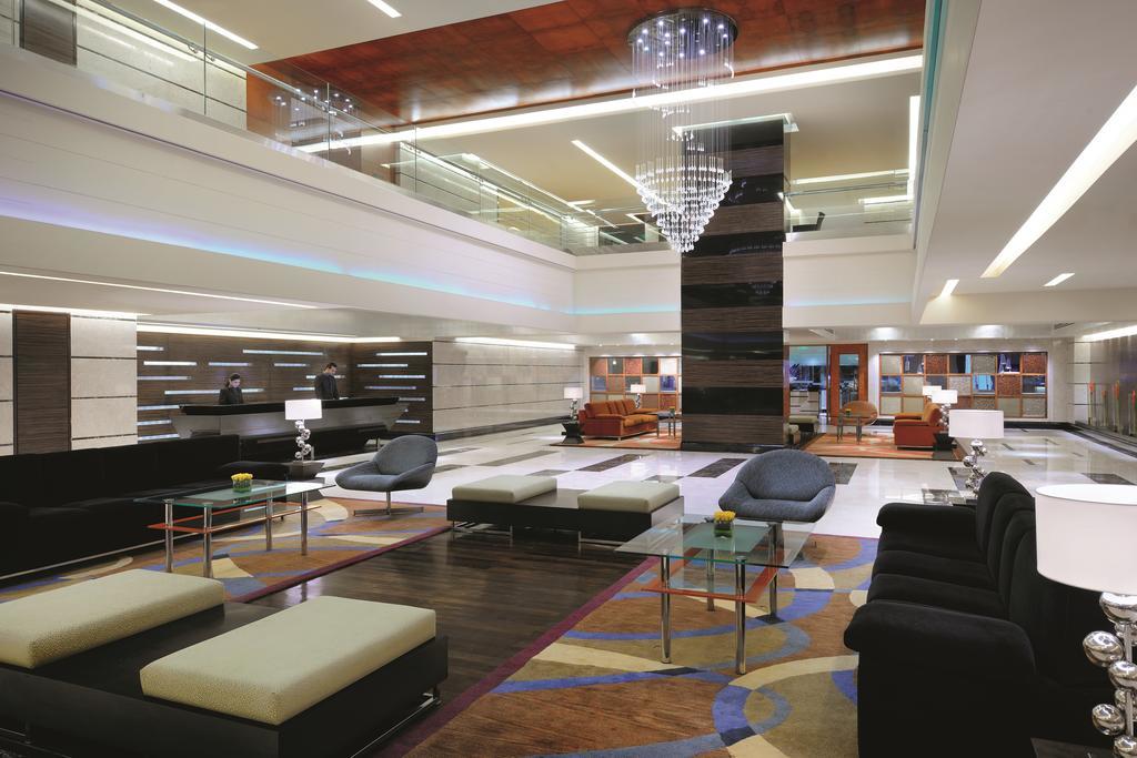Hotel Gokulam Grand & 5*