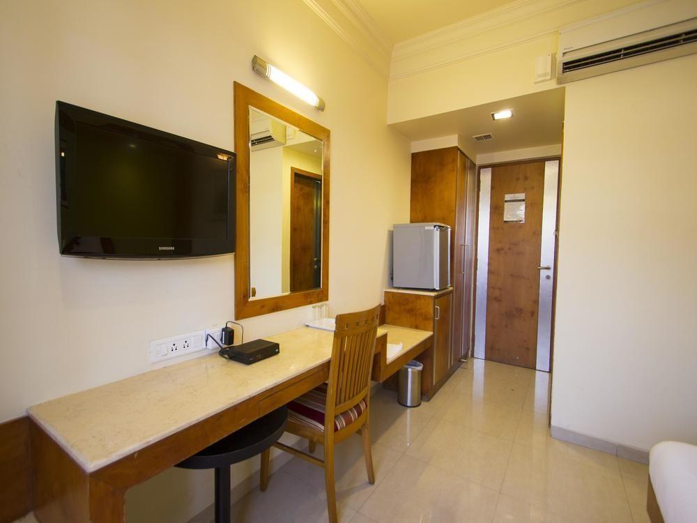 Oyo Indiranagar 100 Ft Road