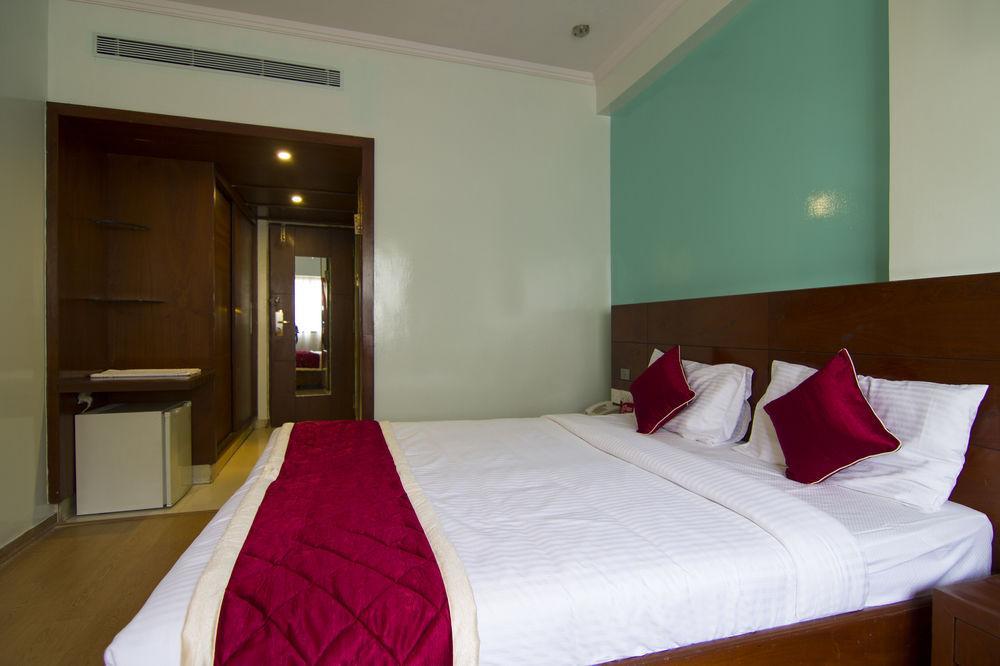 Oyo Indiranagar 210