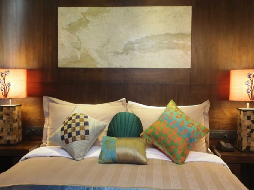 Hotel Justa Off Mg Road 4*