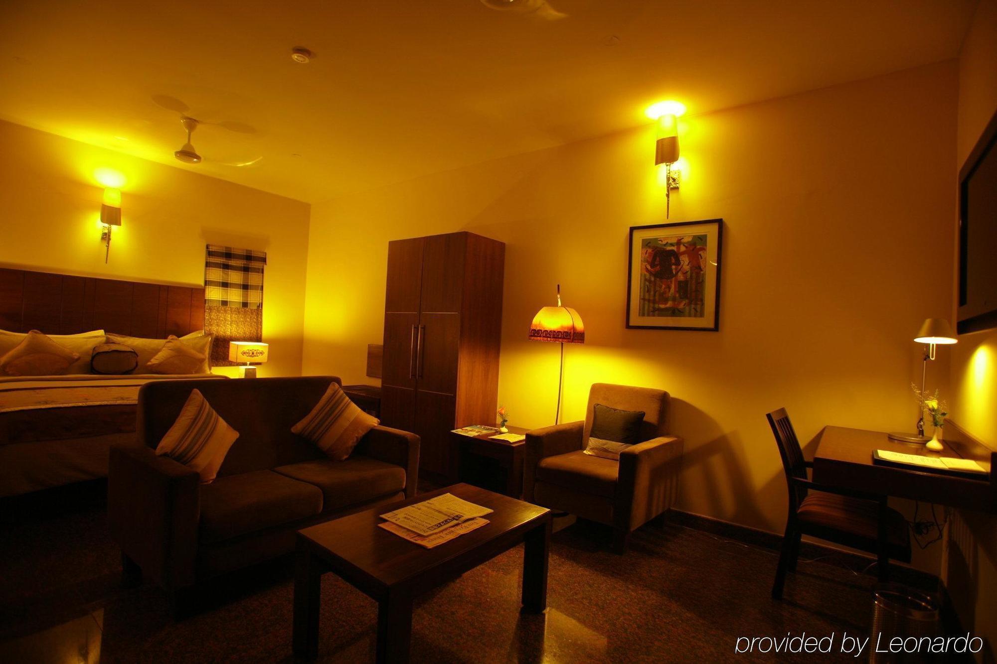 Justa Indiranagar