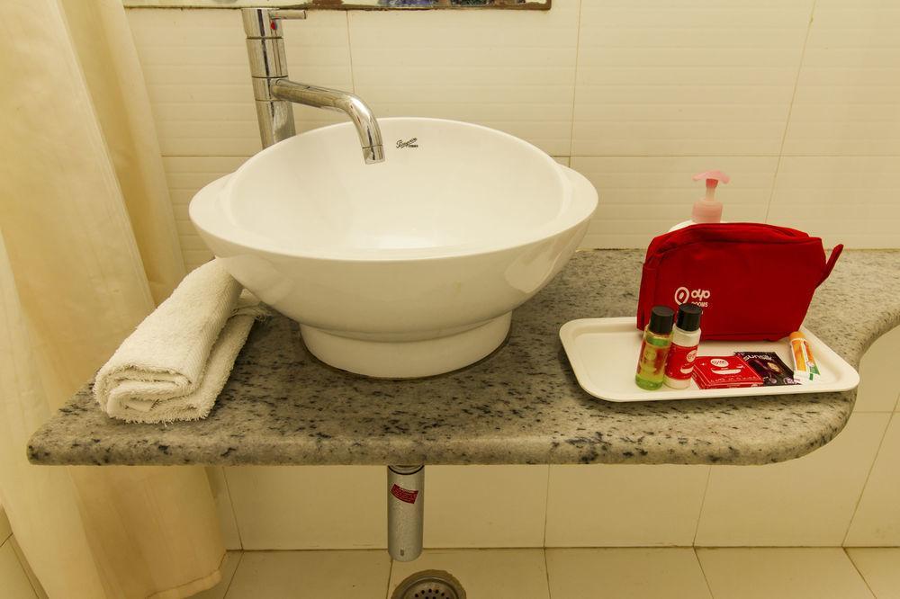 Hotel Oyo Rooms-mg Road Bangalore