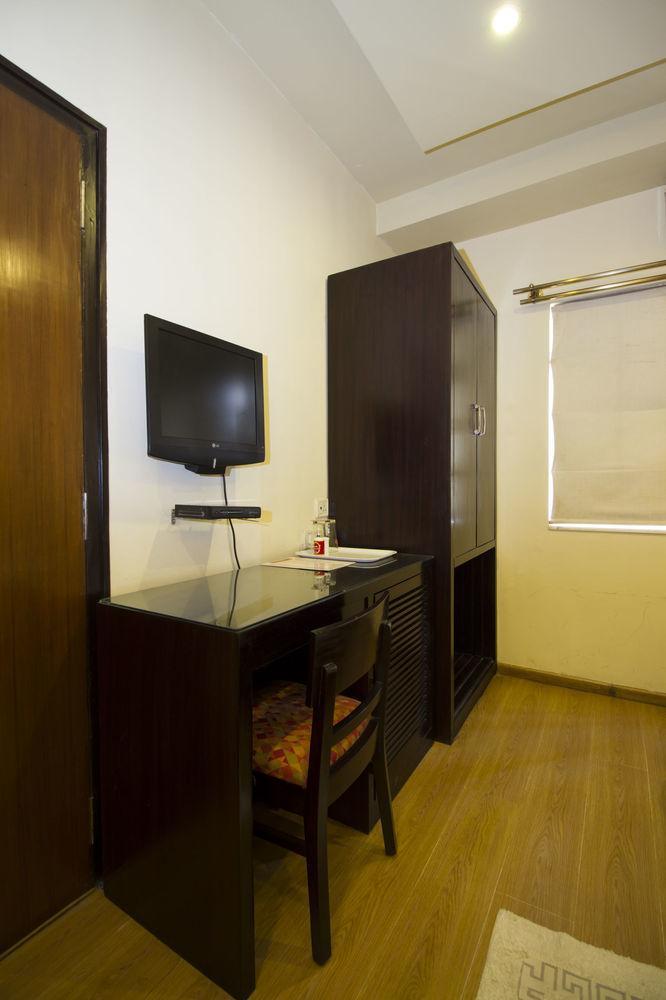 Oyo Rooms-mg Road Bangalore